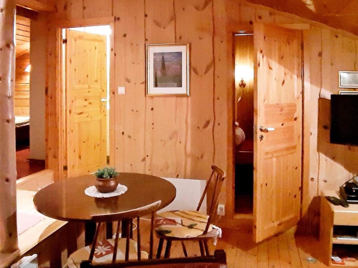 Holiday home 5 Person In Straumsbukta
